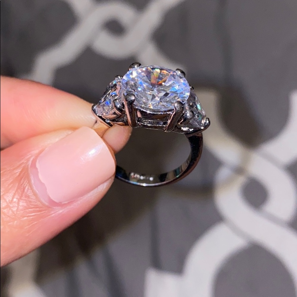 Ring ๐ - Picture 3 of 11